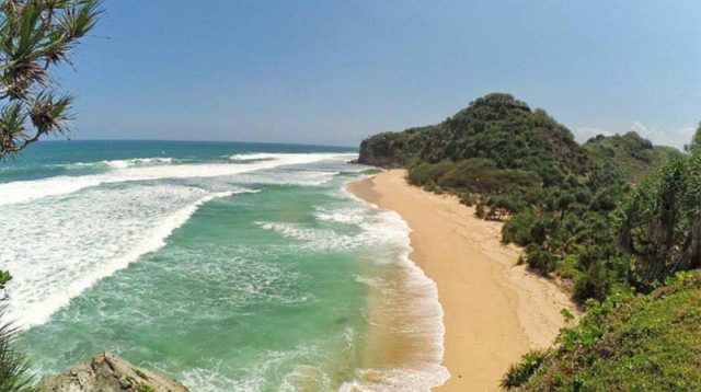 Pantai Sanglen