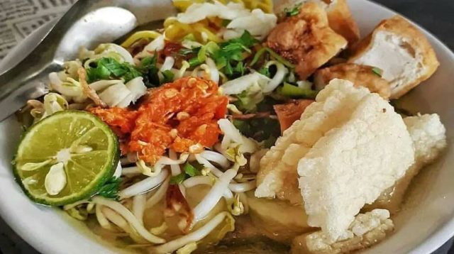 Mie Kopyok Khas Semarang.