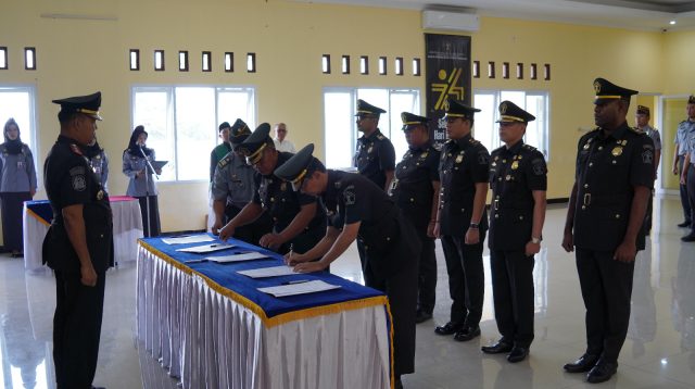 Kepala Kantor Imigrasi Wonosobo Lantik Pejabat Manajerial, Harapkan Peningkatan Kinerja dan Pelayanan Prima