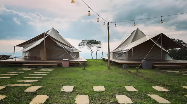 Si Kembang Glamping